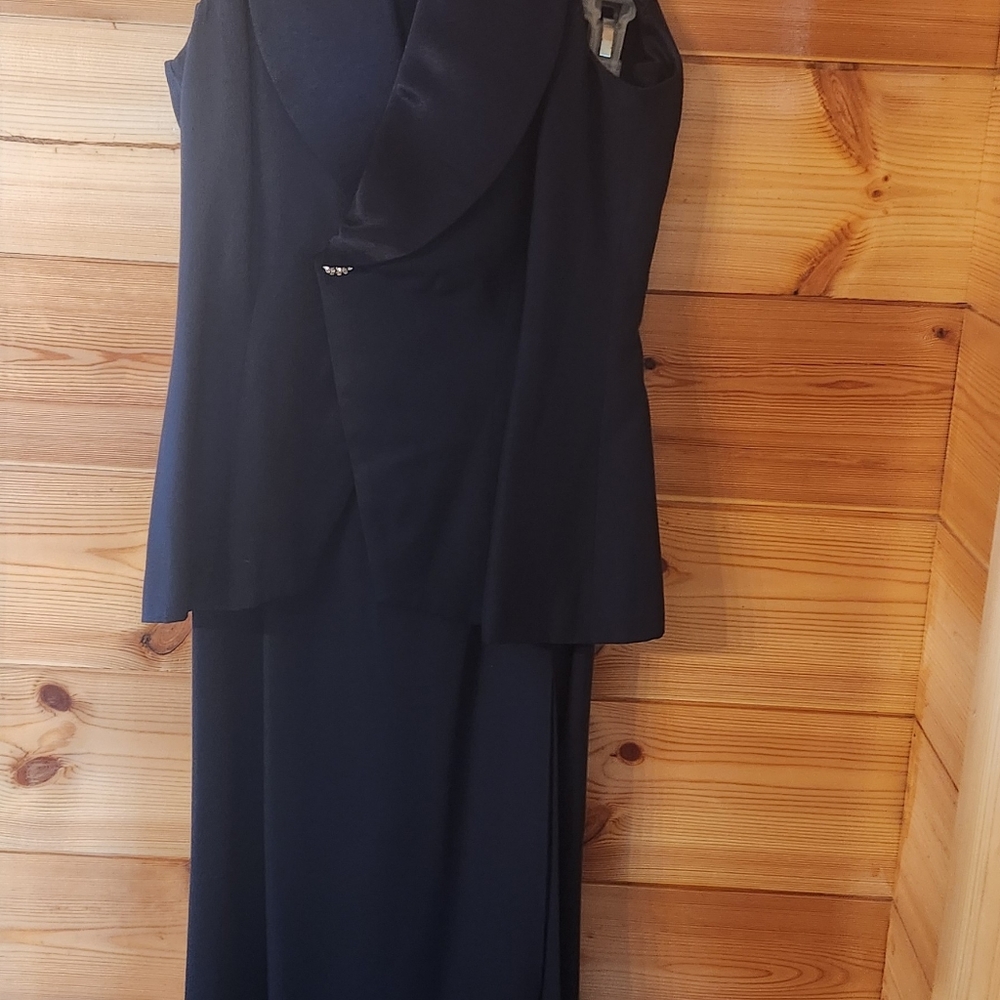 Essence Formal  two-piece skirt set
